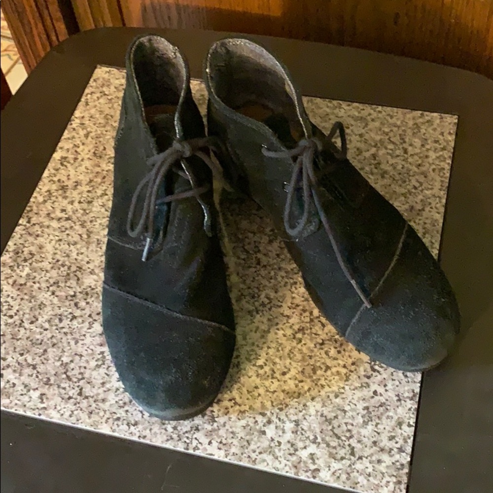 Toms Desert Wedge Black Kids Ankle Boot